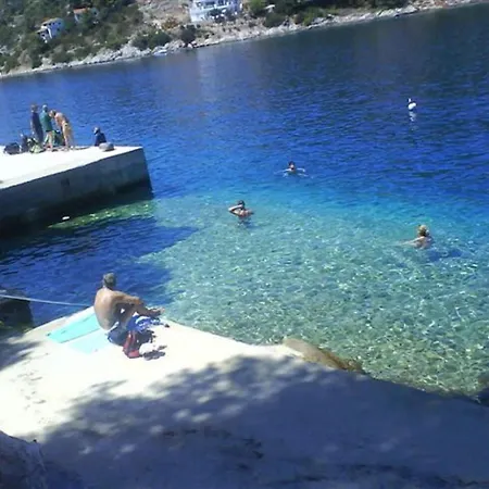 House Milka בית נופש סאלי