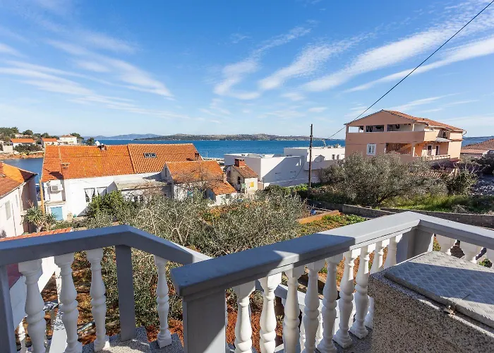 House Milka Tatil Evi *